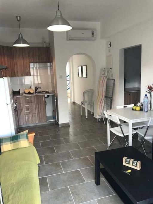 Appartement Dhekelia Diamond à Larnaca Extérieur photo